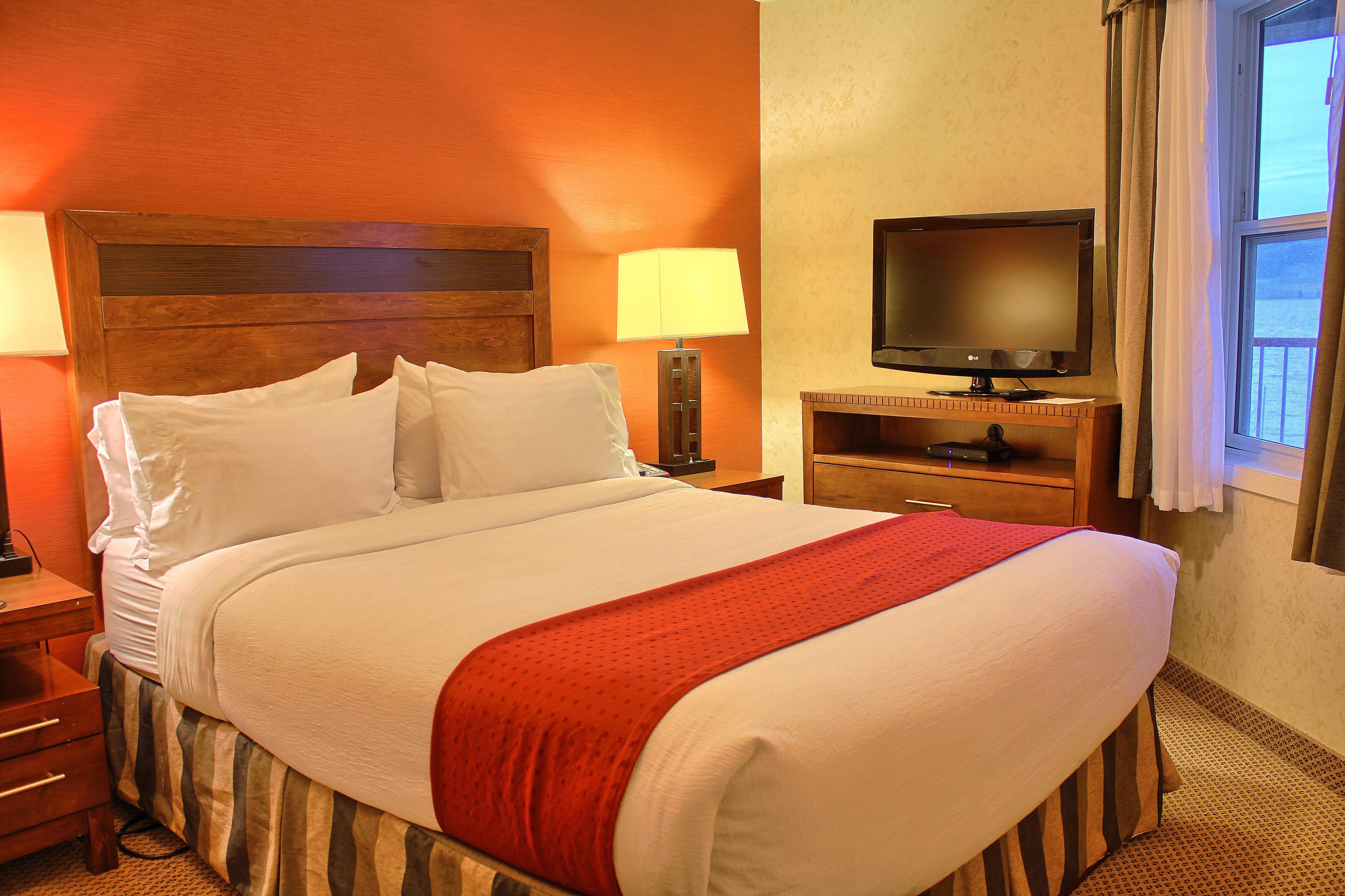 Holiday Inn Hotel & Suites Osoyoos By Ihg Exterior foto
